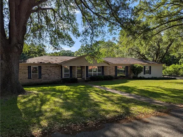 125 Fayette Cir, Saraland, AL 36571