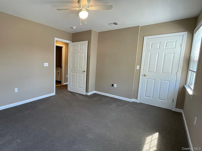 10 Colonial Ave #C — Photo 14