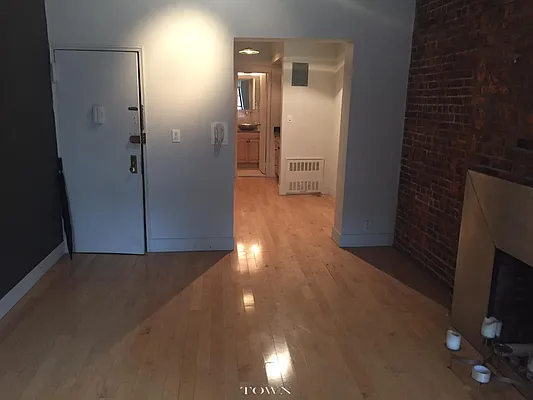 Rented by Town Residential | media 29