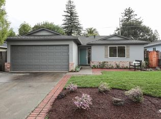 1575 Gilmore St, Mountain View, CA 94040