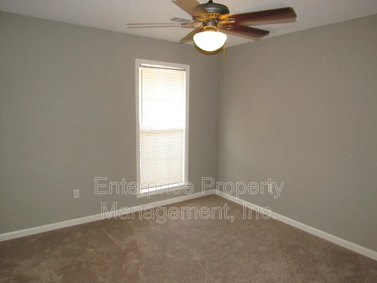 7037 Meadowlands Pl — Photo 21