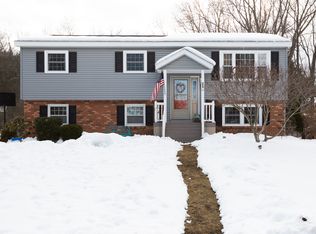 42 Severson Hill Rd, Voorheesville, NY 12186