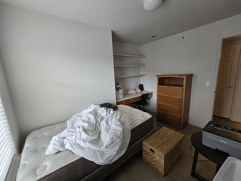 583 N University Ave #214 — Photo 16