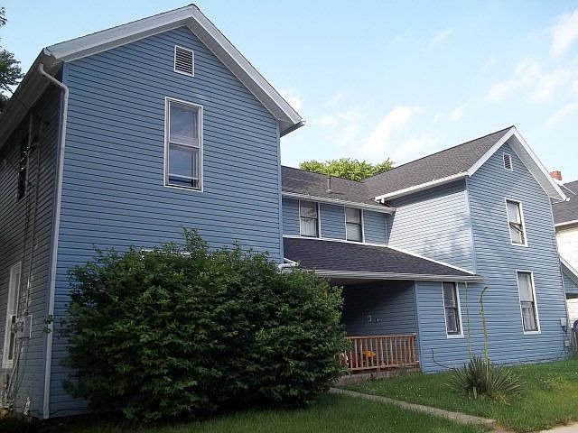 1st image of 608 Evergreen St