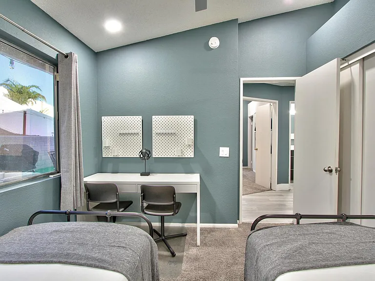 27086 Winchester Creek Ave — Photo 21