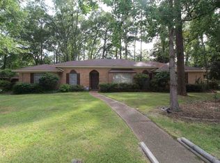 6241 Whitestone Rd, Jackson, MS 39206