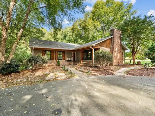 7016 Hemphill Rd, Julian, NC 27283