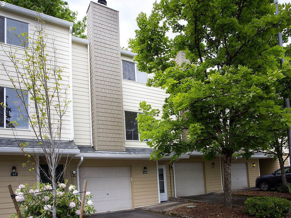 1st image of 13216 NE Salmon Creek Ave Unit L2