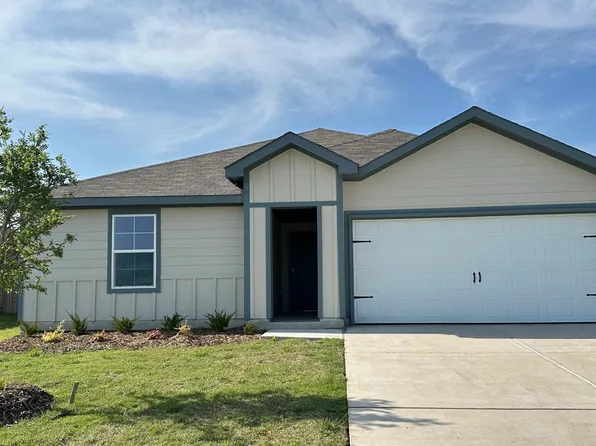 3608 Skylane Ave, Corsicana, TX 75110
