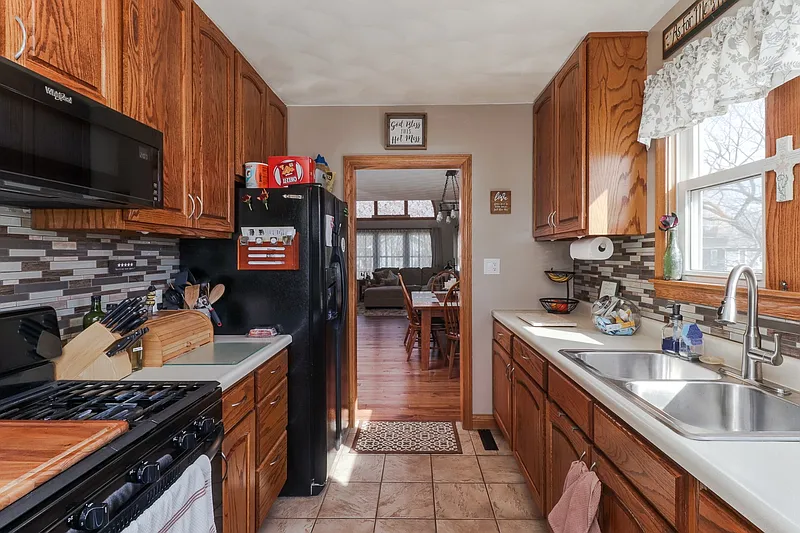 Thumbnail 17