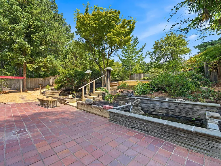 1845 Branch Valley Dr — Photo 38