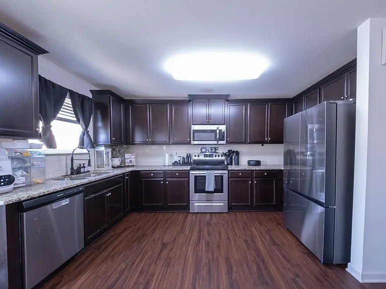 6704 Olivia Way — Photo 8