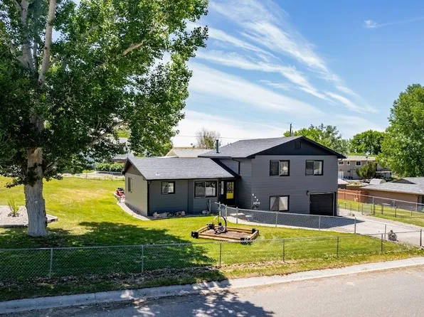 201 Sandy Row, Greybull, WY 82426