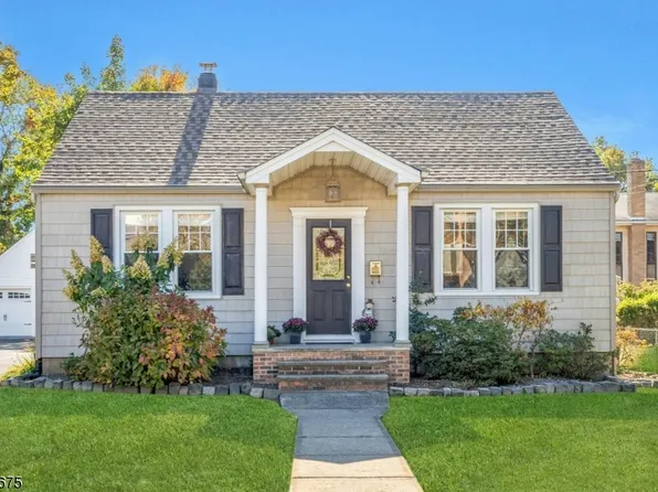 81 Locust Avenue, Emerson, NJ 07630