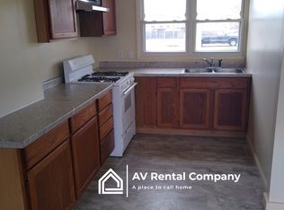 372 Commando St, Gwinn, MI 49841