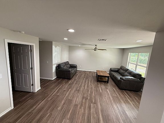 Living room 16 foot x 17 ft.