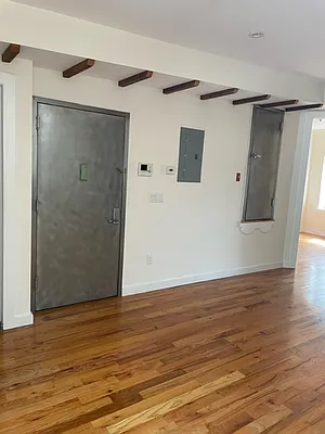 Rented by Bedford Brownstone Realty | media 24