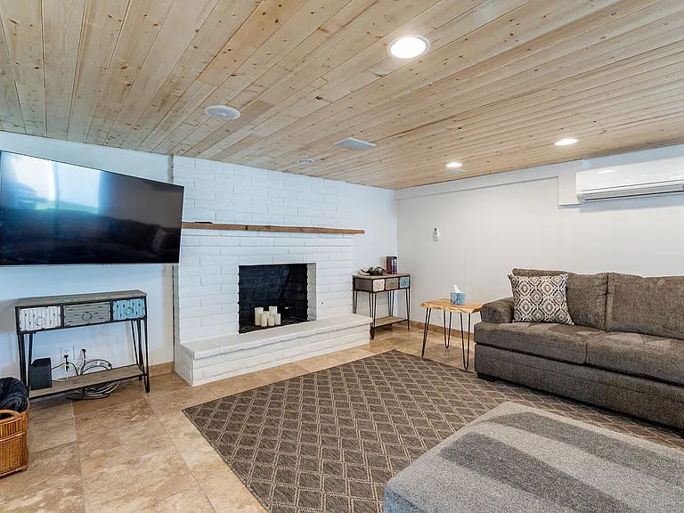 6620 E Moreland St #3-2 — Photo 26