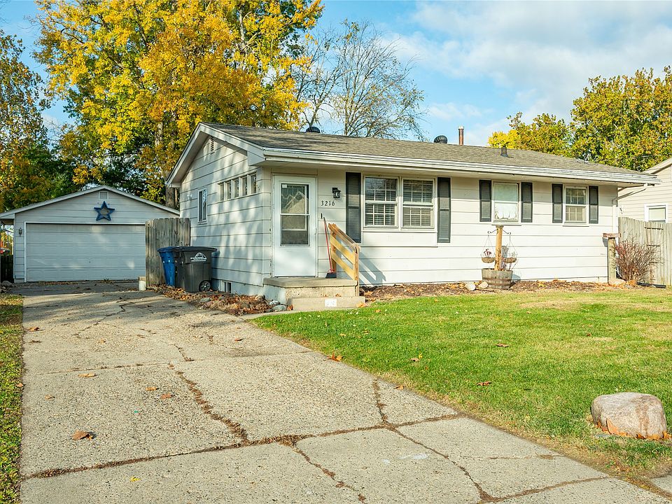 1st image of 3216 E 41st Ct