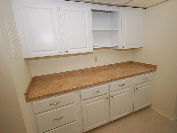 3rd image of 4710 Bay St NE APT 312
