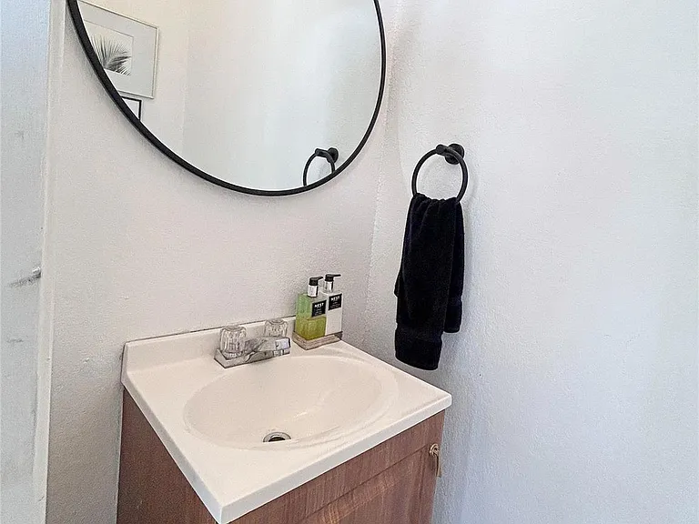 626 Sunset Trl — Photo 38