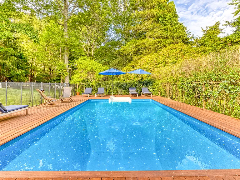 49 Cedar Dr — Photo 37
