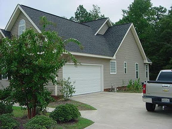 2nd image of 1911 Chatsworth Ct
