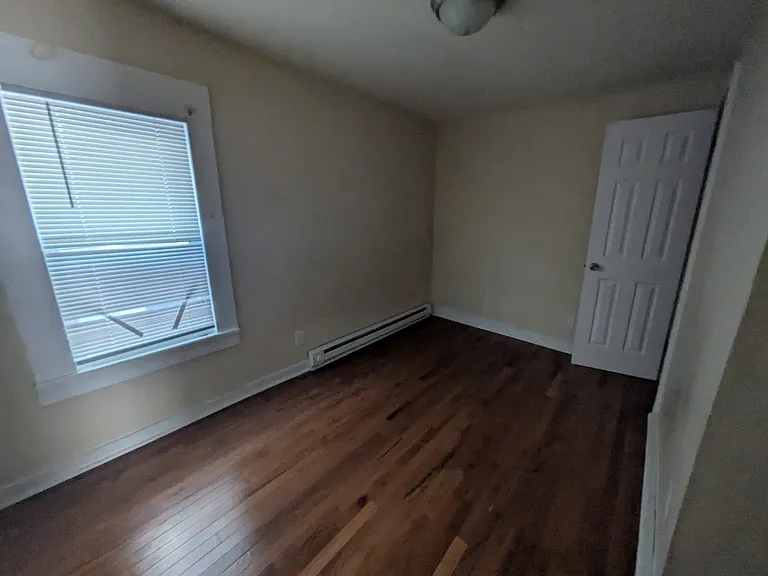 842 Congress Ave #1H — Photo 7