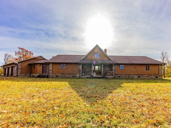 750 S Crystal Springs Rd, Royal, AR 71968