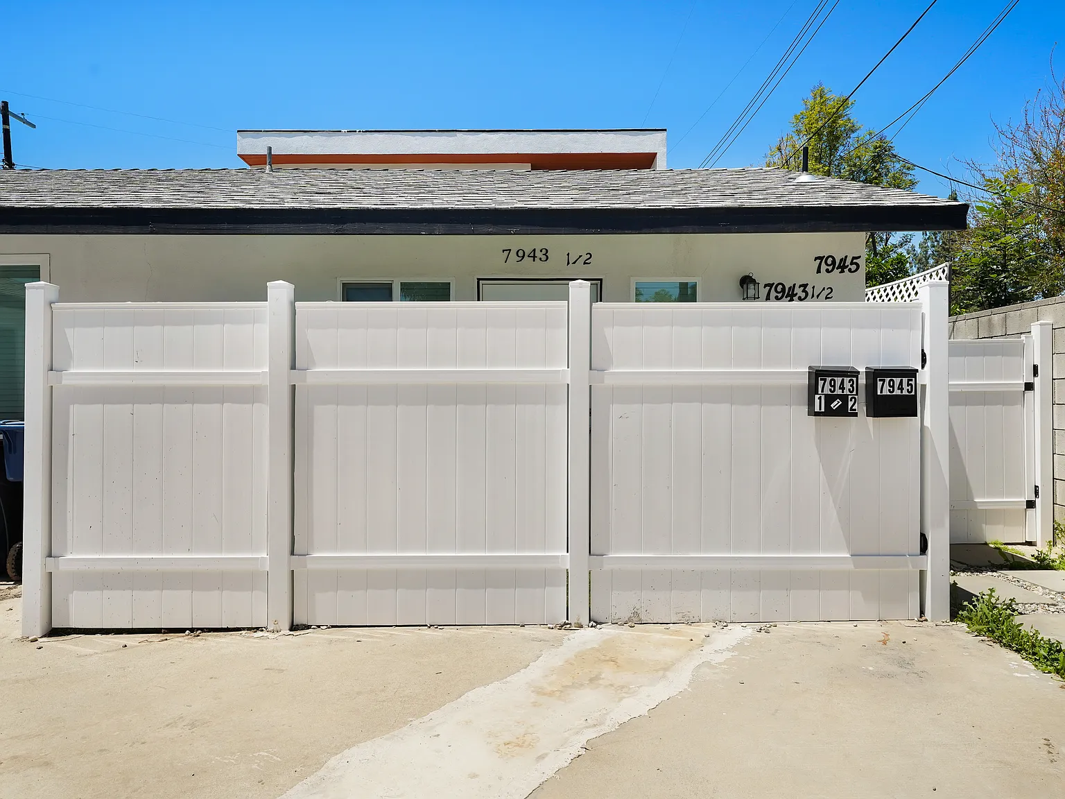 7943 McLaren Ave — Photo 2