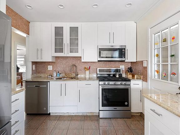 4th image of 163-14 98th St