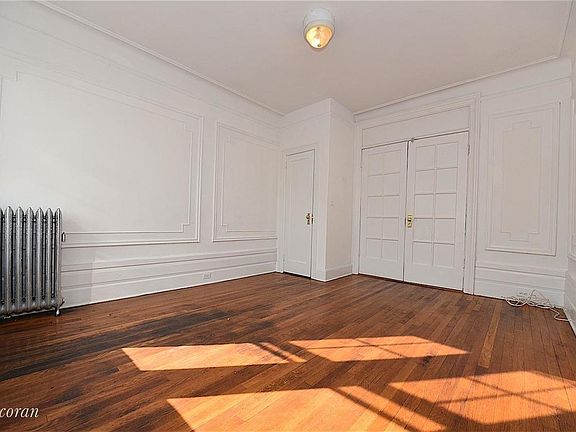 5th image of 3086 32nd St APT 34