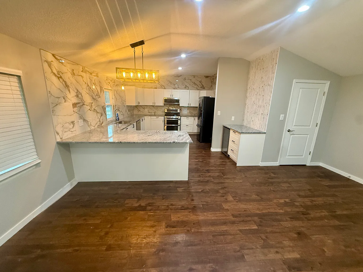 5730 Woodson Rd — Photo 2