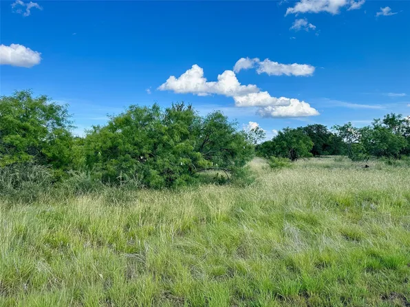 526 Beacon Cir, Brownwood, TX 76801