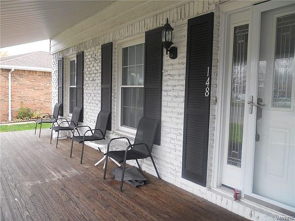 3rd image of 148 Prince Dr