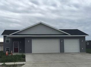 1810 20th Ave SE, Aberdeen, SD 57401