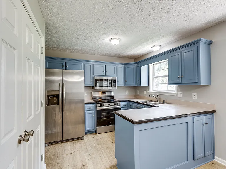 125 Grant Ct — Photo 13