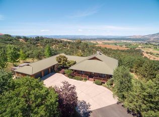 4872 Pioneer Rd, Medford, OR 97501