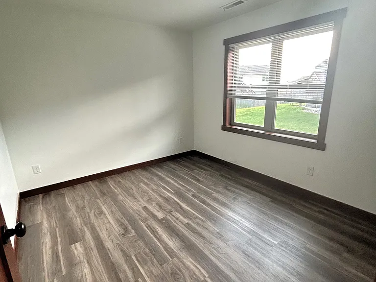 1759 Aspen Ct — Photo 9