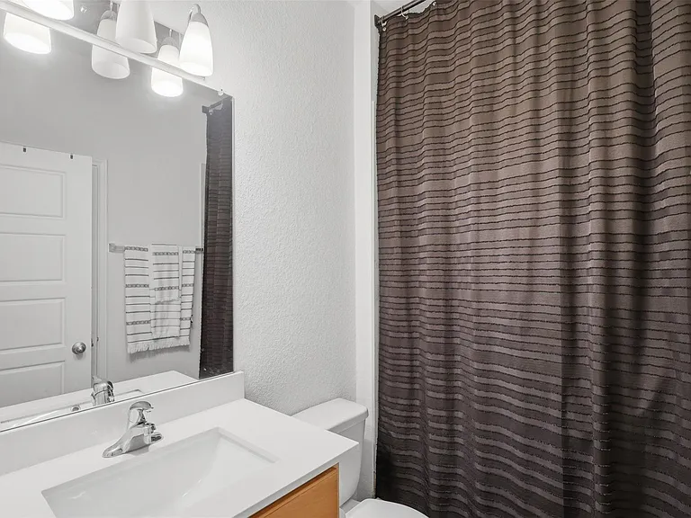 12912 Zivah Ln — Photo 18