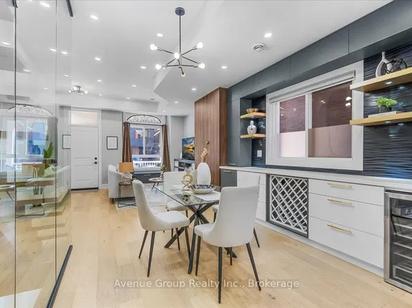 811 Dovercourt Rd, Toronto, ON M6H 2X4
