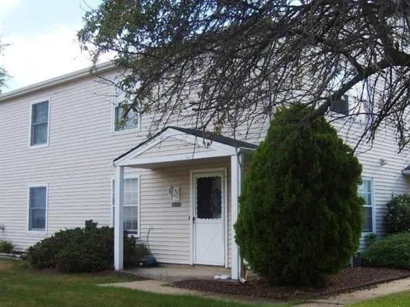 3072 Ivy Hill Cir Unit B, Cortland, OH 44410