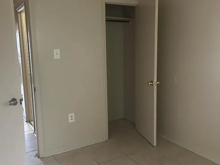 7836 Sail St — Photo 2