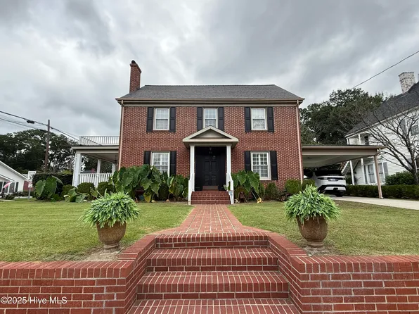 316 Sampson Street, Clinton, NC 28328