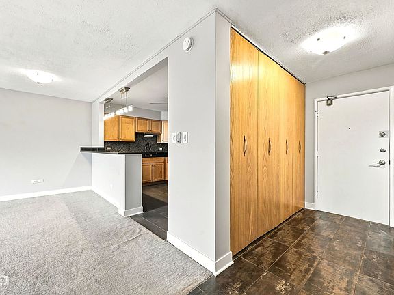2nd image of 250 Ridge Ave APT 4H
