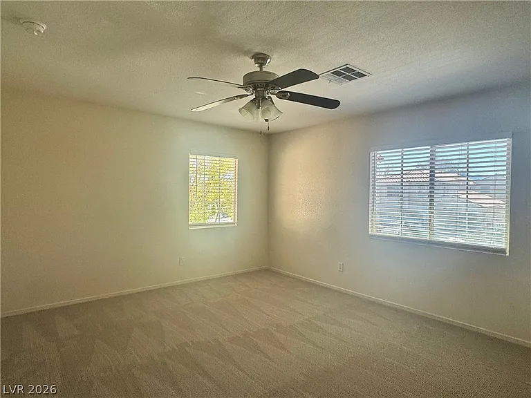 7512 Jacaranda Leaf St — Photo 15