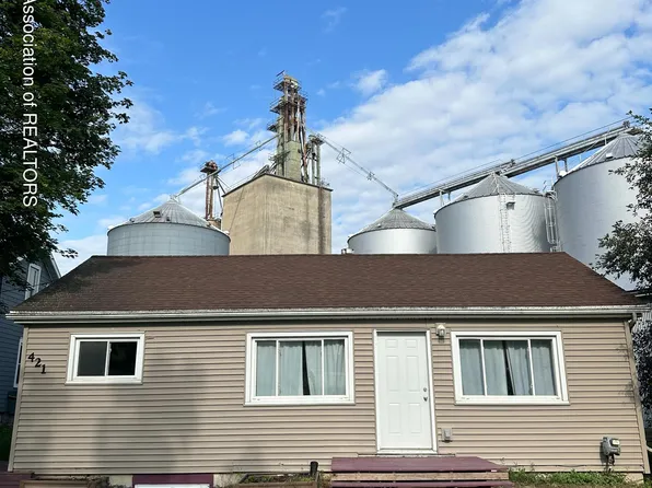 421 N Church St, Potterville, MI 48876