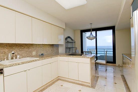 4th image of 1400 S OCEAN Boulevard #N-1006