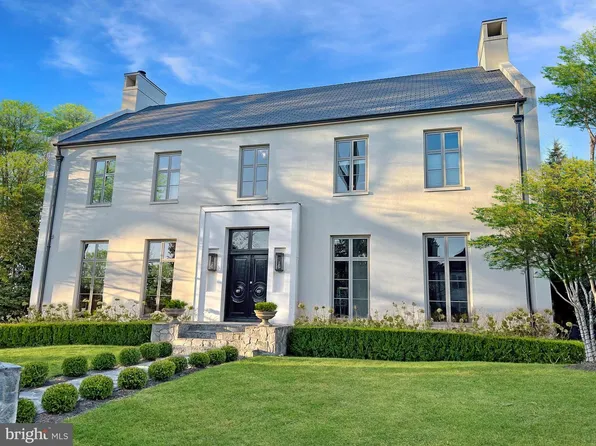 4929 Lowell St NW, Washington, DC 20016