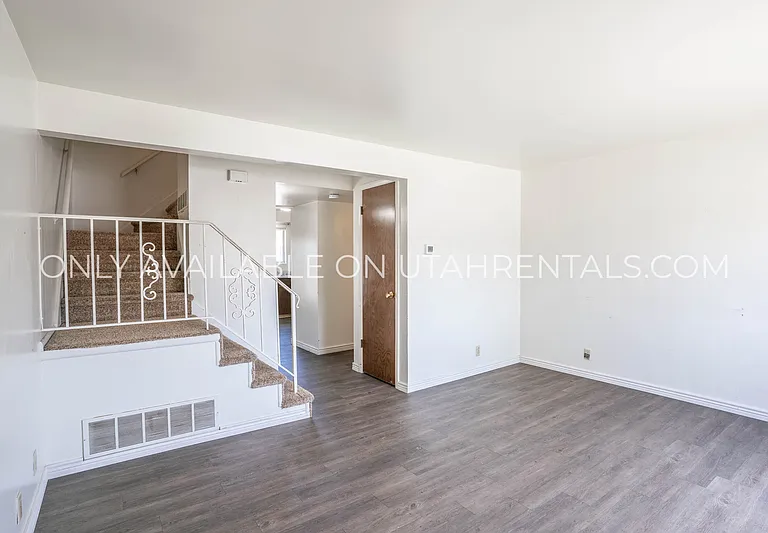 188 W 100th St N #188 — Photo 6